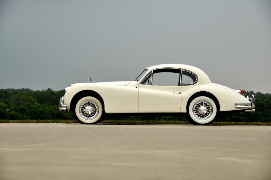  Jaguar XK140 MC Fixed Head Coupe 1955 года  (фото 14 из 20)